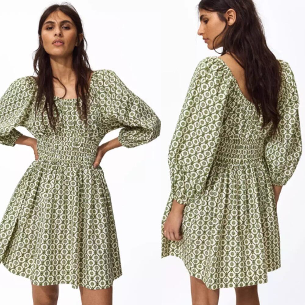 NWT H&M Geometric Pattern Smocked Waist Belle Sleeve Dress Mini Green Size: S